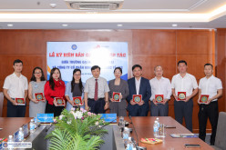 The Memorandum of Understanding (MoU) Signing Ceremony between the University of Commerce and nine partner enterprises